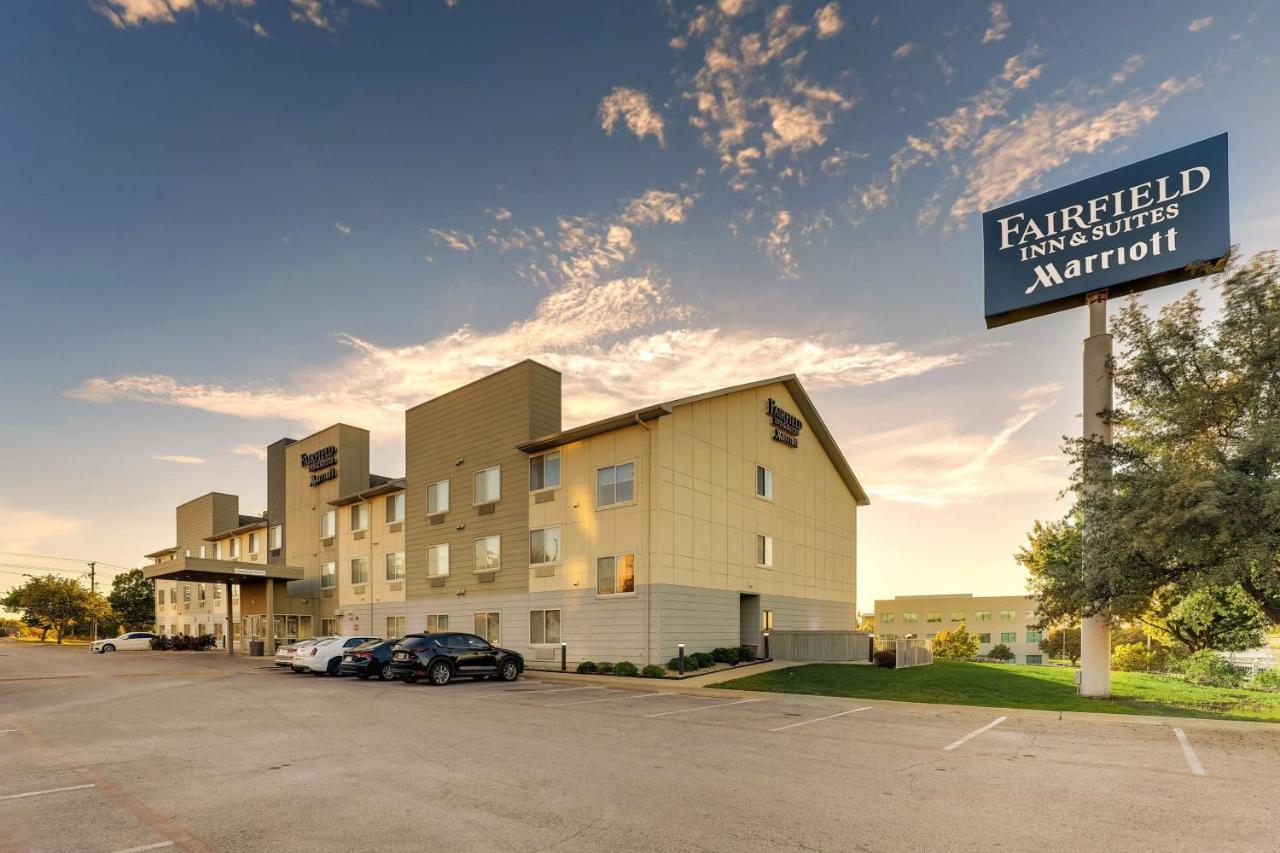 Fairfield Inn & Suites By Marriott Fort Worth I-30 West Near Nas Jrb Экстерьер фото